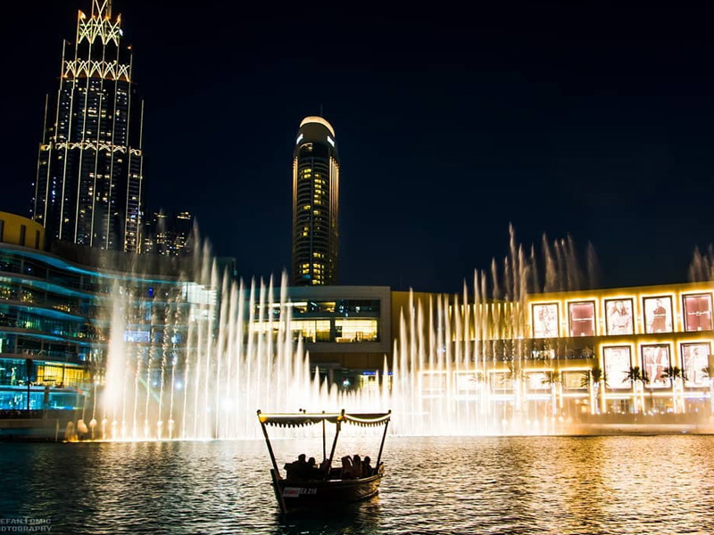fountain show at Dubai Mall Top 15 things to do dubai at night