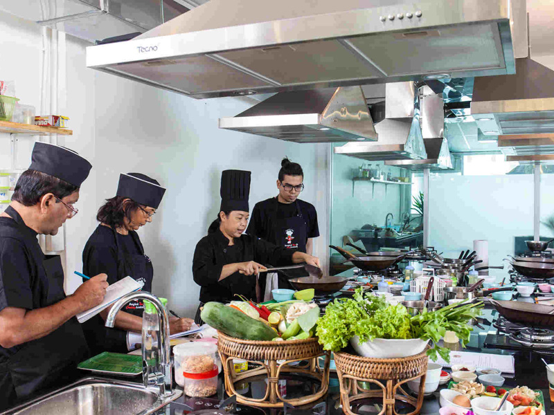 Attend Cooking Classes Top 12 things to do in khao lak thailand