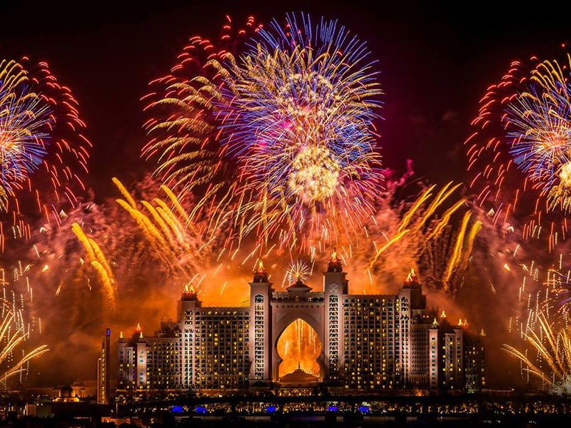Fireworks best ways to celebrate new year in dubai 