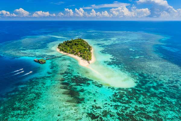 Lankayan Island & Beach 10 places to visit in Sabah Malaysia